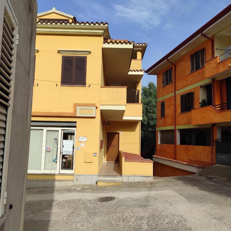Monolocale Yellow ซินิสโกลา ภายนอก รูปภาพ